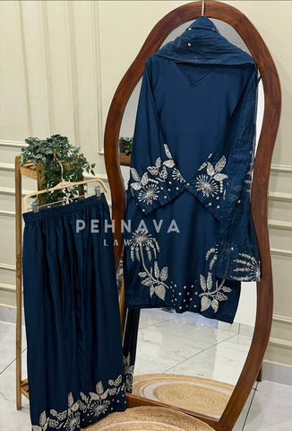 Premium Embroidered Three Piece Set-LRC321
