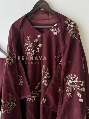 Embroidered Floral Kurta with Lace‑Trim Suit-4138 - Pehnava Lawns