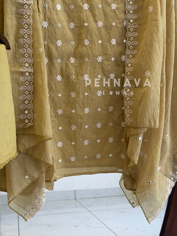 Embroidered Unstitched Suit-1007
