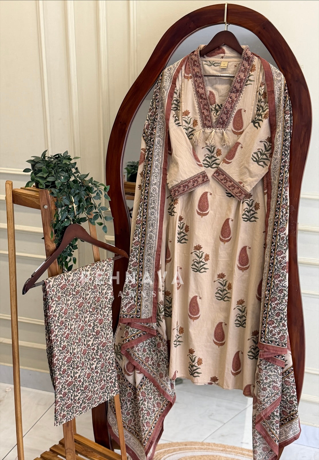 Paisley Printed Suit Set 12001-004