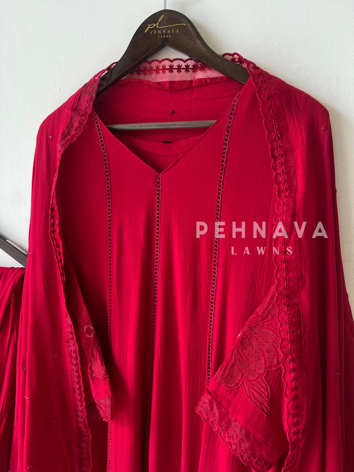 Lace Detail Crinkled Rayon Suit