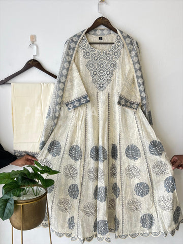 Pure cotton embroidered Anarakali suit - Pehnava Lawns