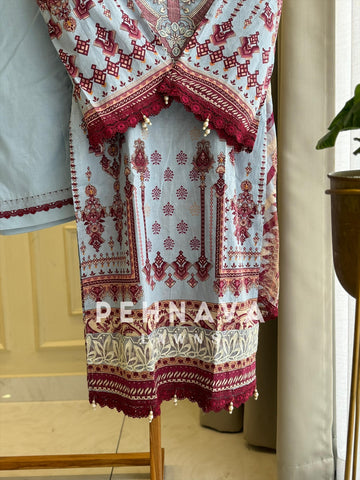 Classic Pakistani Lawn Suit
