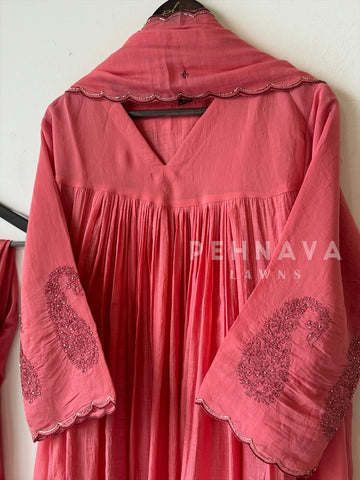 Classic Paisley Chanderi Suit [6-8 Dispatching time] - Pehnava Lawns