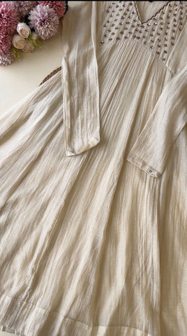 Premium Mul Chandheri A-line suit with neck detailings