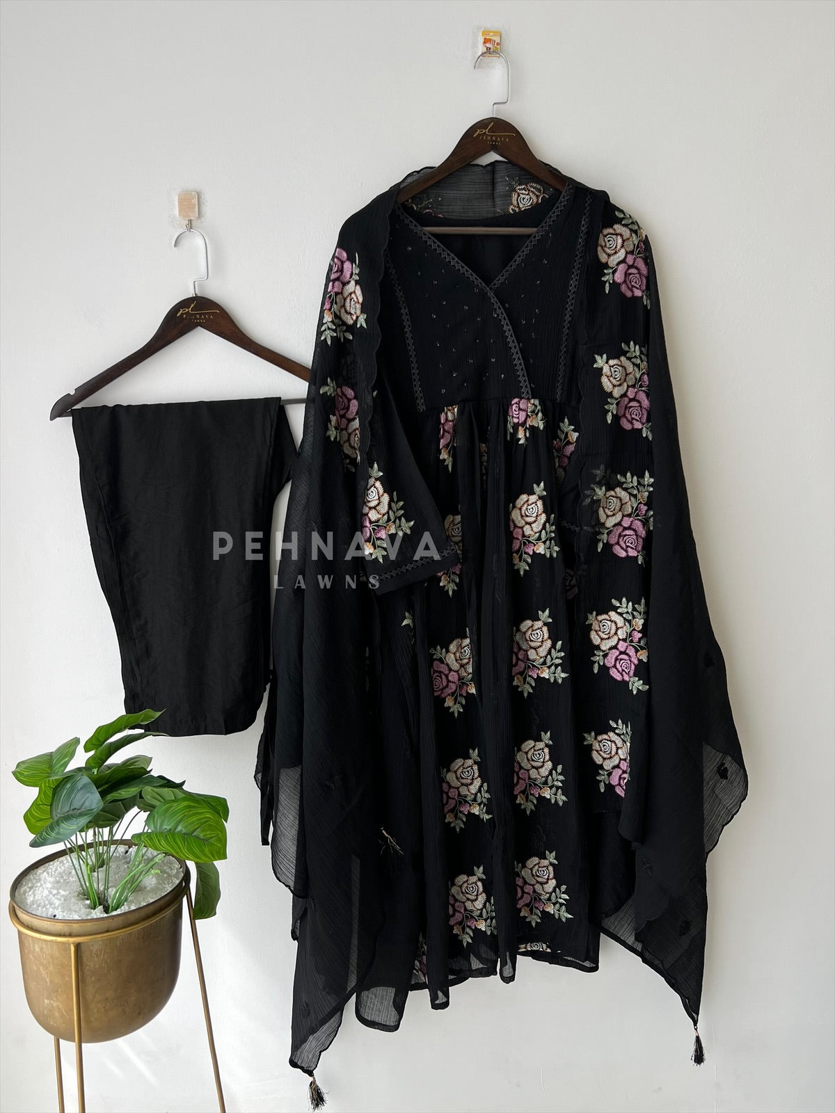 Embroidered Floral Buti Suit-12764