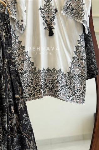 Floral Embroidered Farshi Salwar