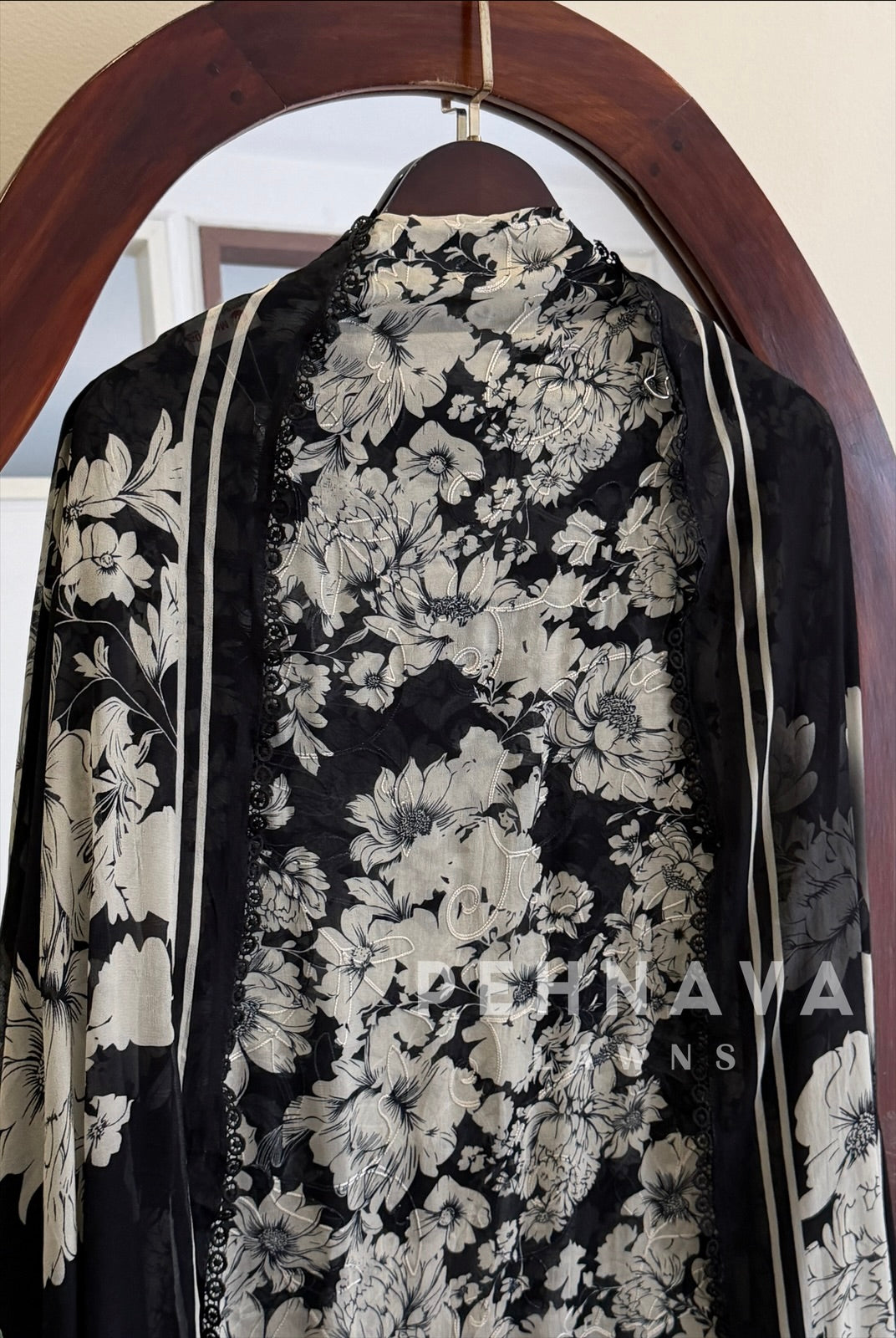 Floral Embroidered Unstitched Suit 4509