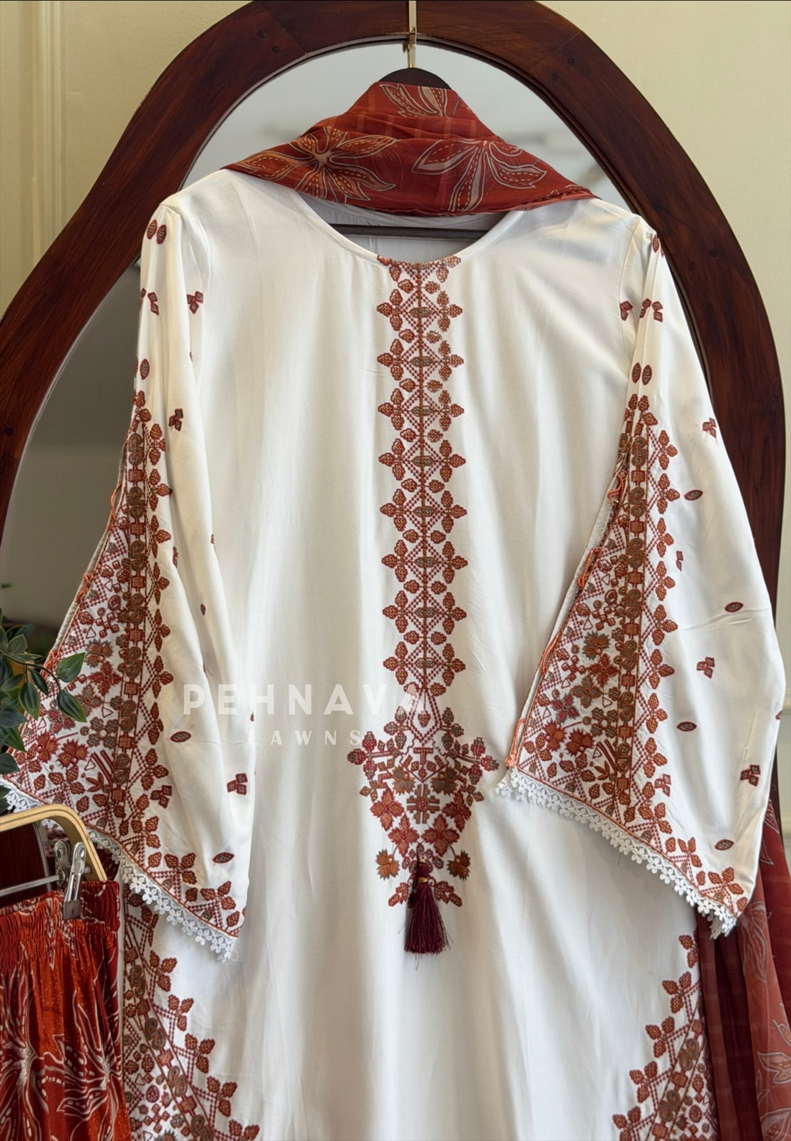 Floral Embroidered Farshi Salwar
