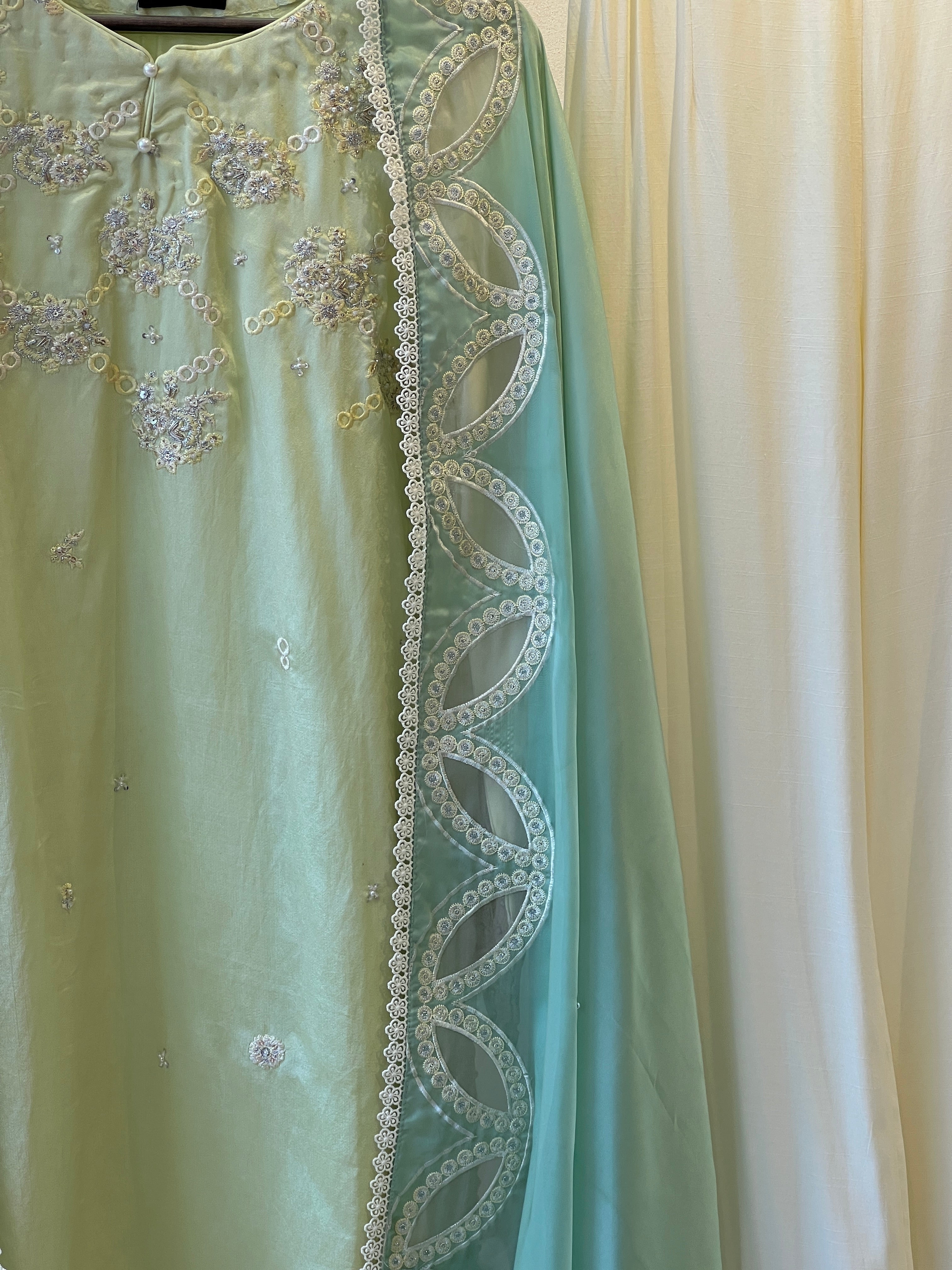 Dhanak Three piece luxurious suit DL-0335
