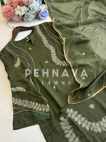 Classic Premium Chanderi Suit - Pehnava Lawns