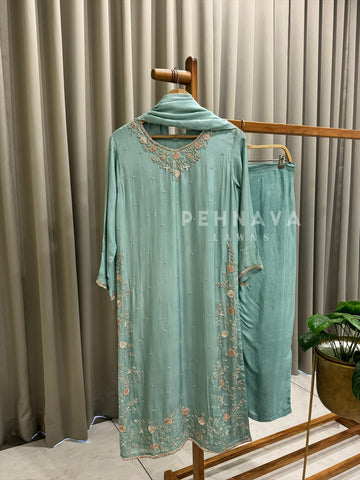 Luxe Handwork Ethnic Attire - Pehnava Lawns