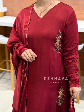 Panel Handworked Ensemble