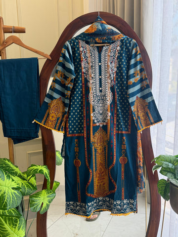Embroidered Casual Pakistani Suit