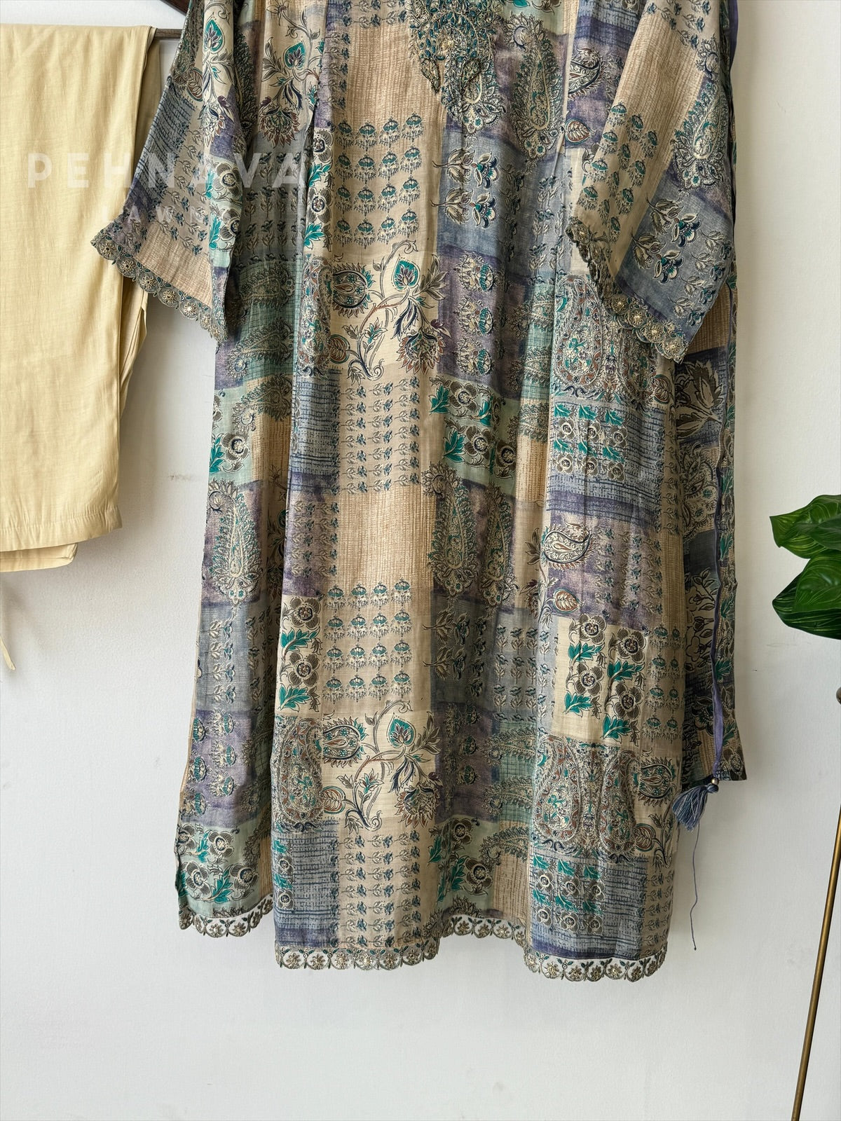 Muslin Anarkali Suit Set - Pehnava Lawns