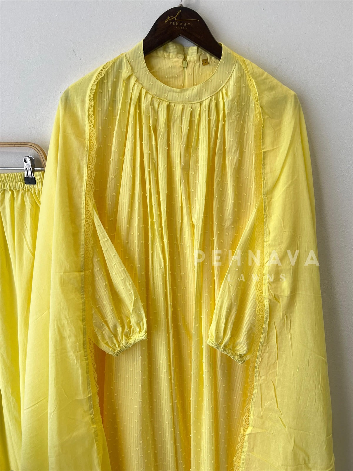 Balloon Sleeve Dobby Cotton  Sui-4024