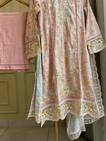 Signature Lawn Suit Featuring Cutwork-3