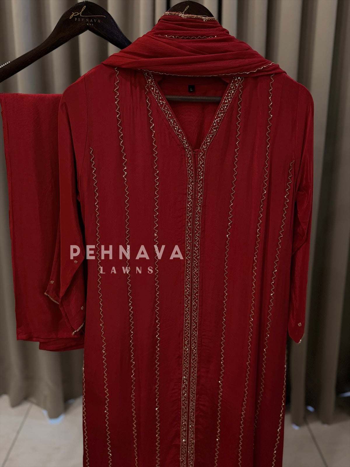 Premium Crepe Zigzag Ensemble - Pehnava Lawns