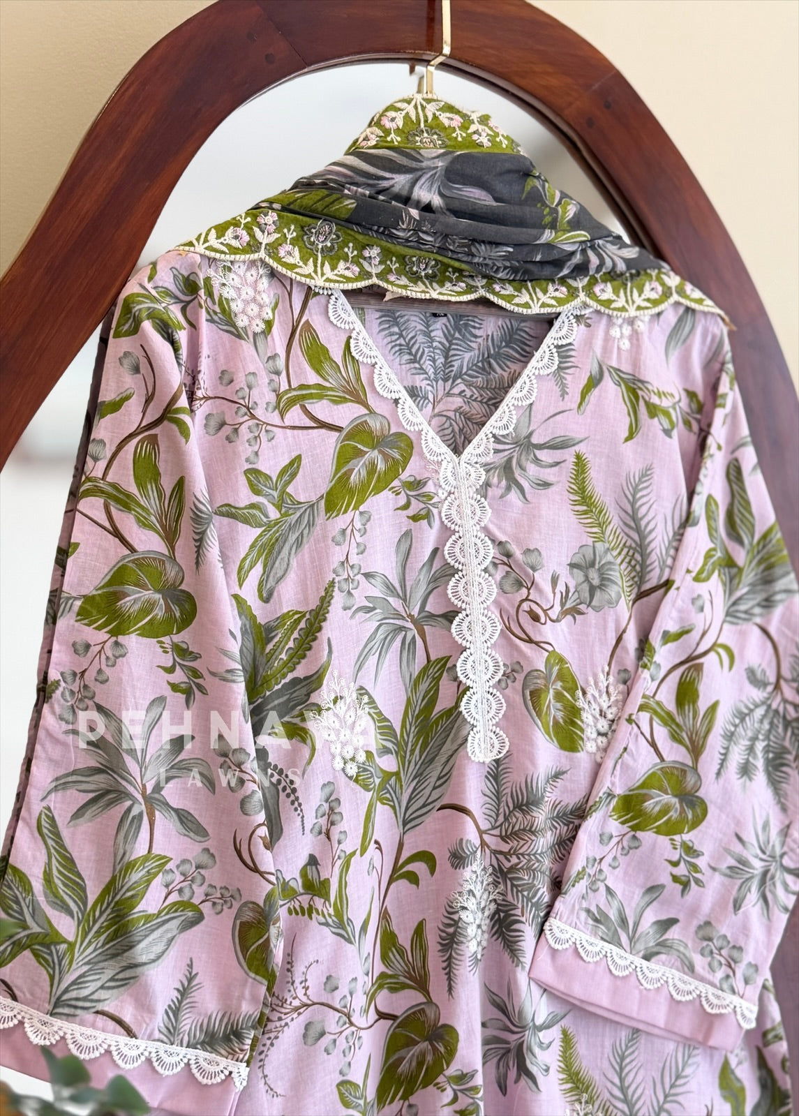 Lace Detailed Printed Suit