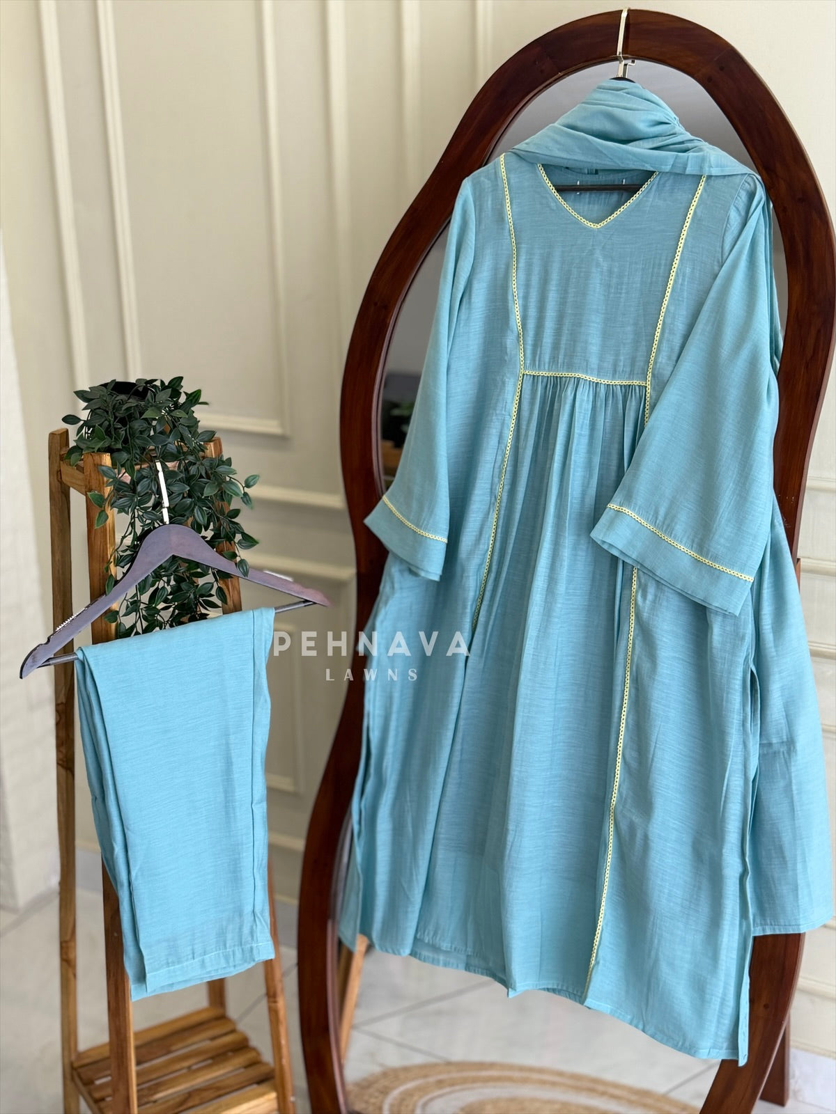 Lace Detailed Suit Set B130