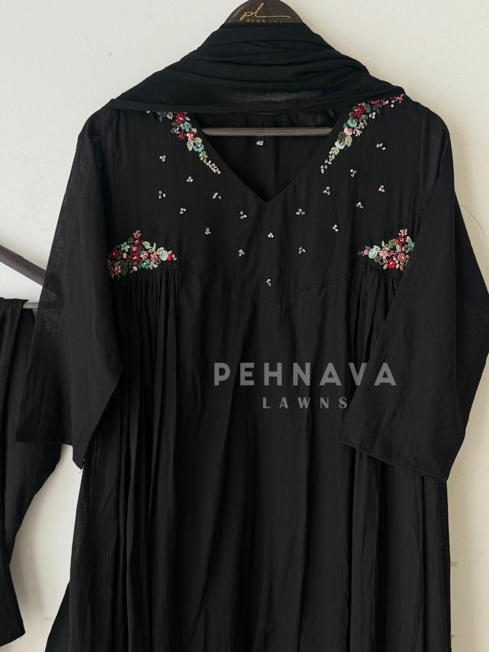 Thread Embroidered Cotton Suit