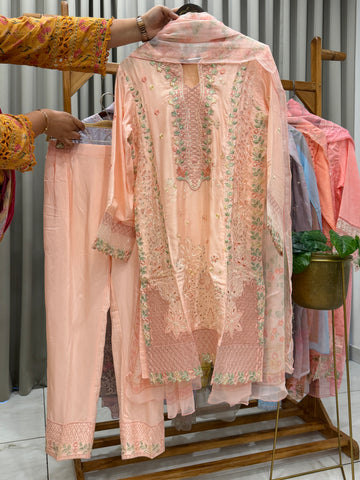 Binsaeed Pakistani Embroidered lawn Suit