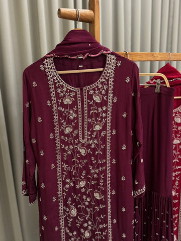 Pure Heavy Handworked Chinnon Suit-0191