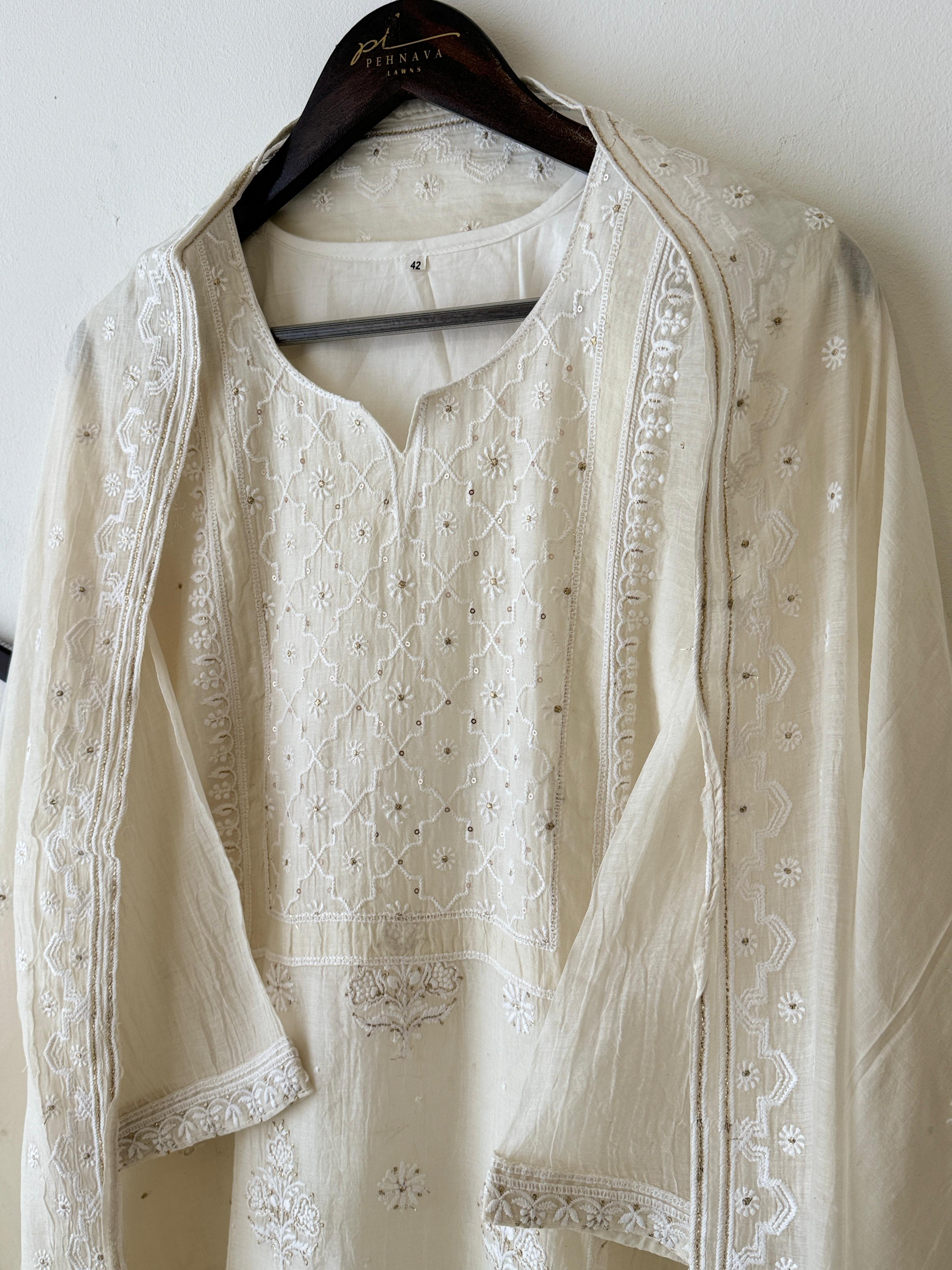 Stylish Embroidered Mulchandheri Suit - 4903