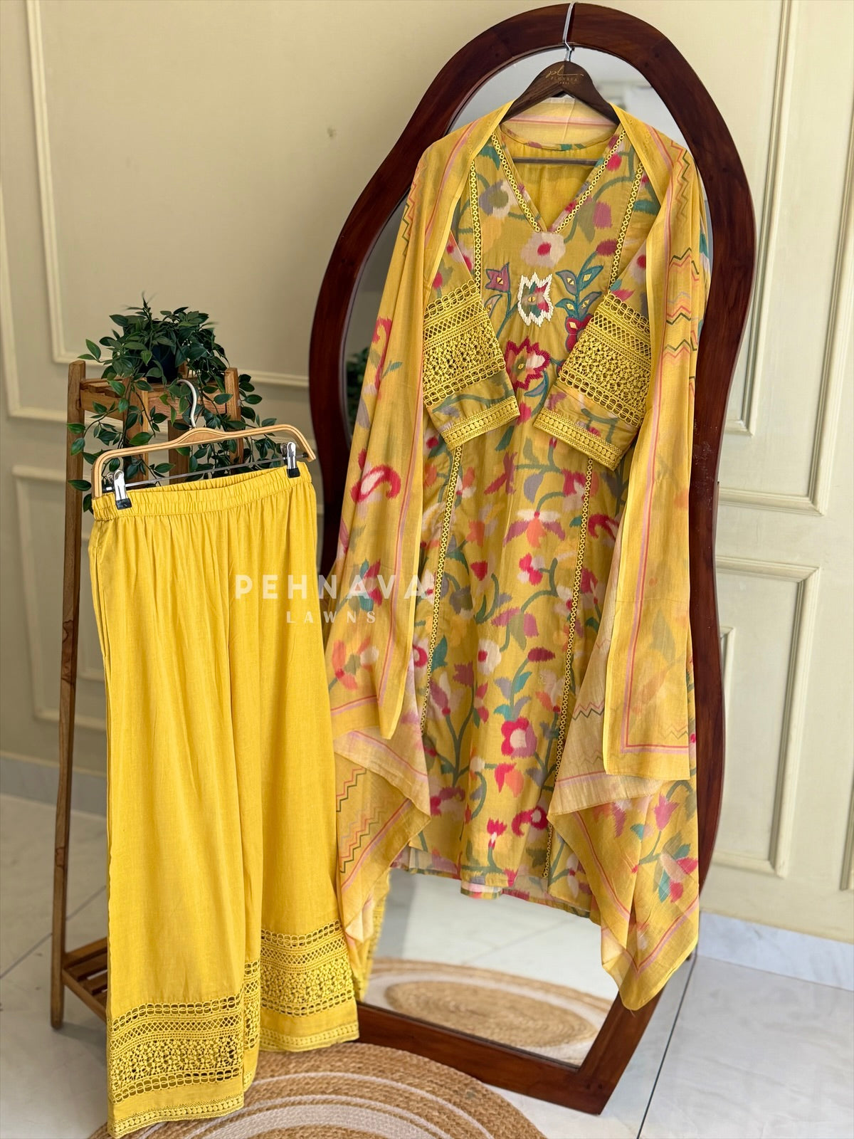Floral Print Cotton Suit with Lace-6131