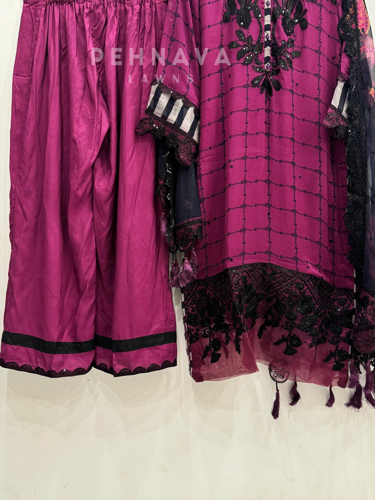 CHARIZMA STITCHED LUXURY COLLECTION-VSL25-39 - Pehnava Lawns