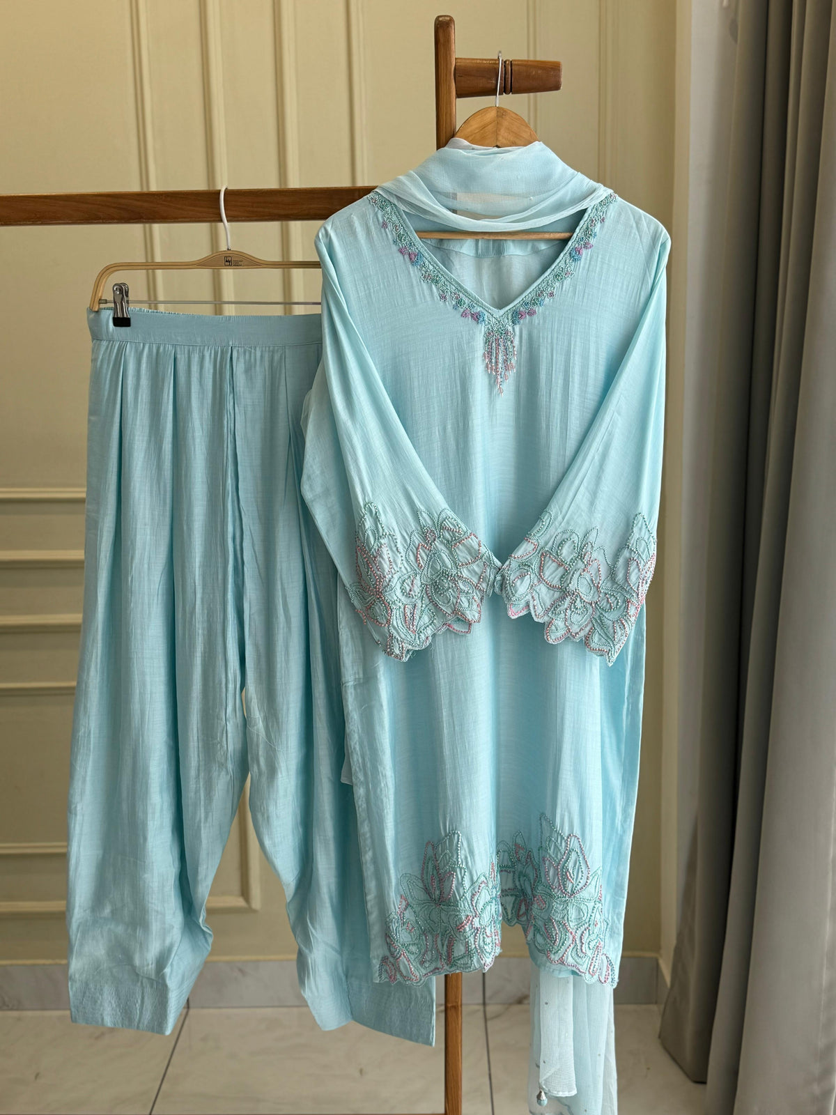 Furshi Salwar with Mulchandheri beautiful Handwork