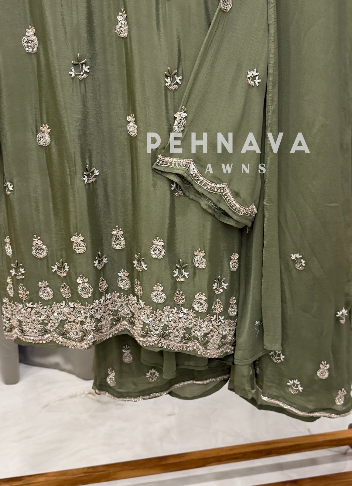 Premium Handworked Chinnon Ensemble-9108