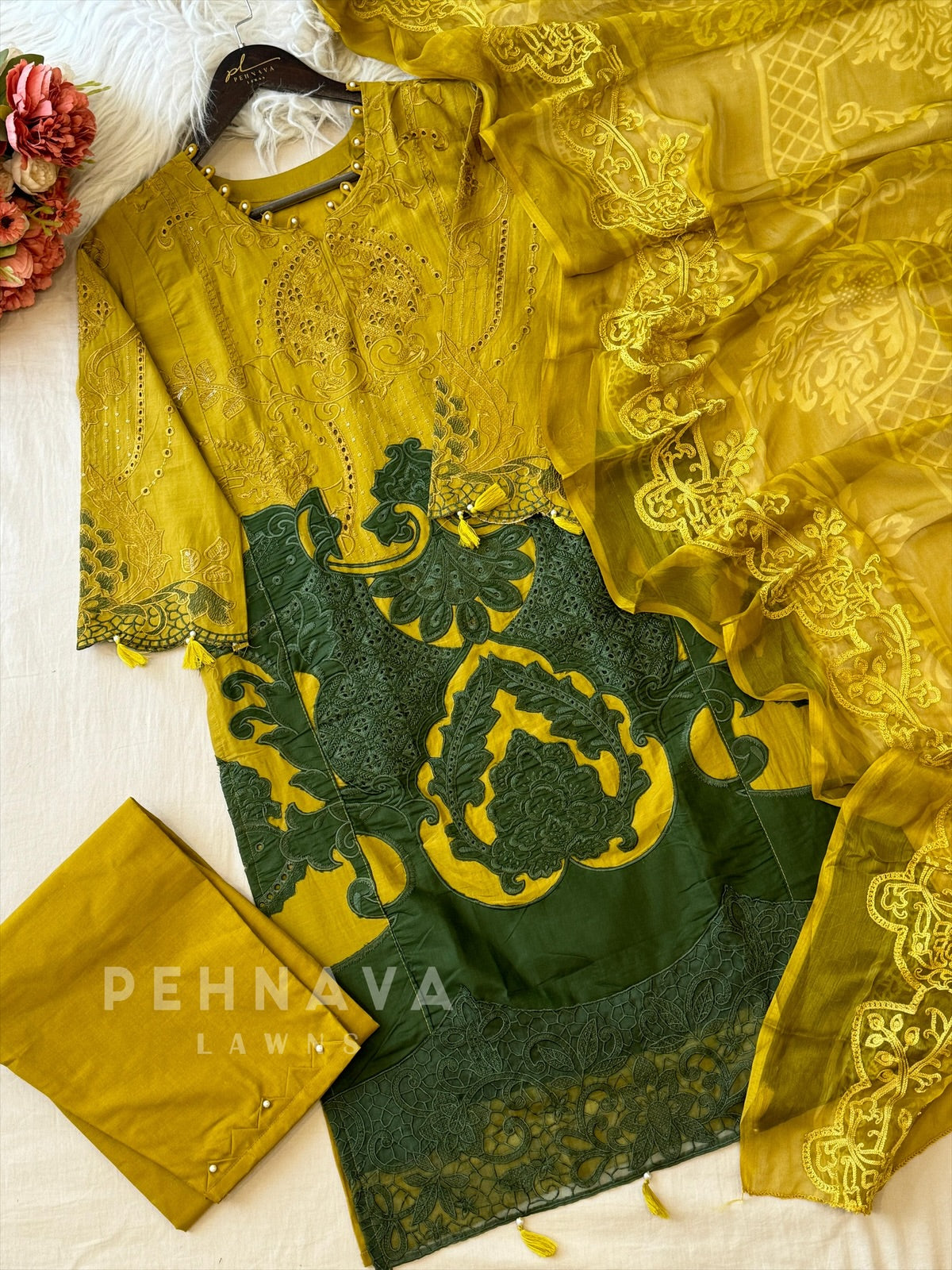 Multi Shaded Suit With Appliqué Design 1286