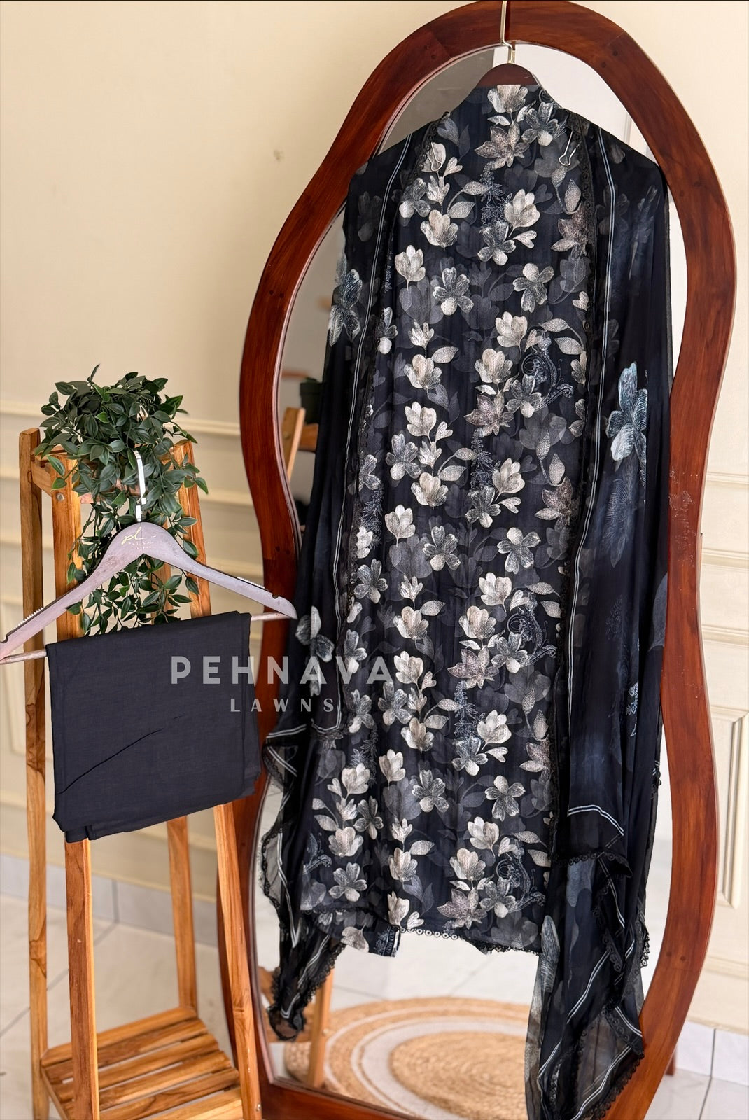Floral Printed Unstitched Suit -Payal 4312