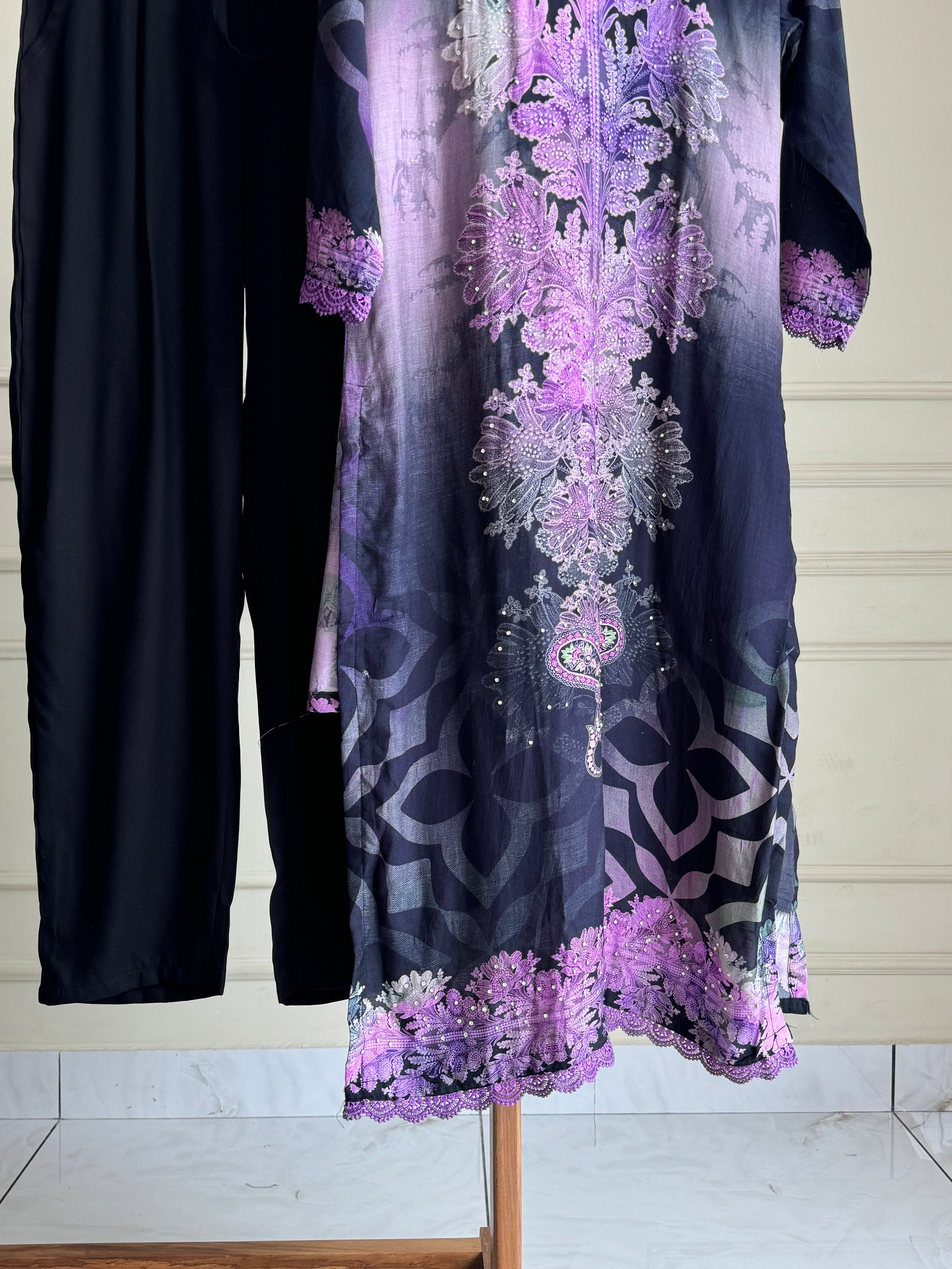 Muslin Hand detailed suit -M75