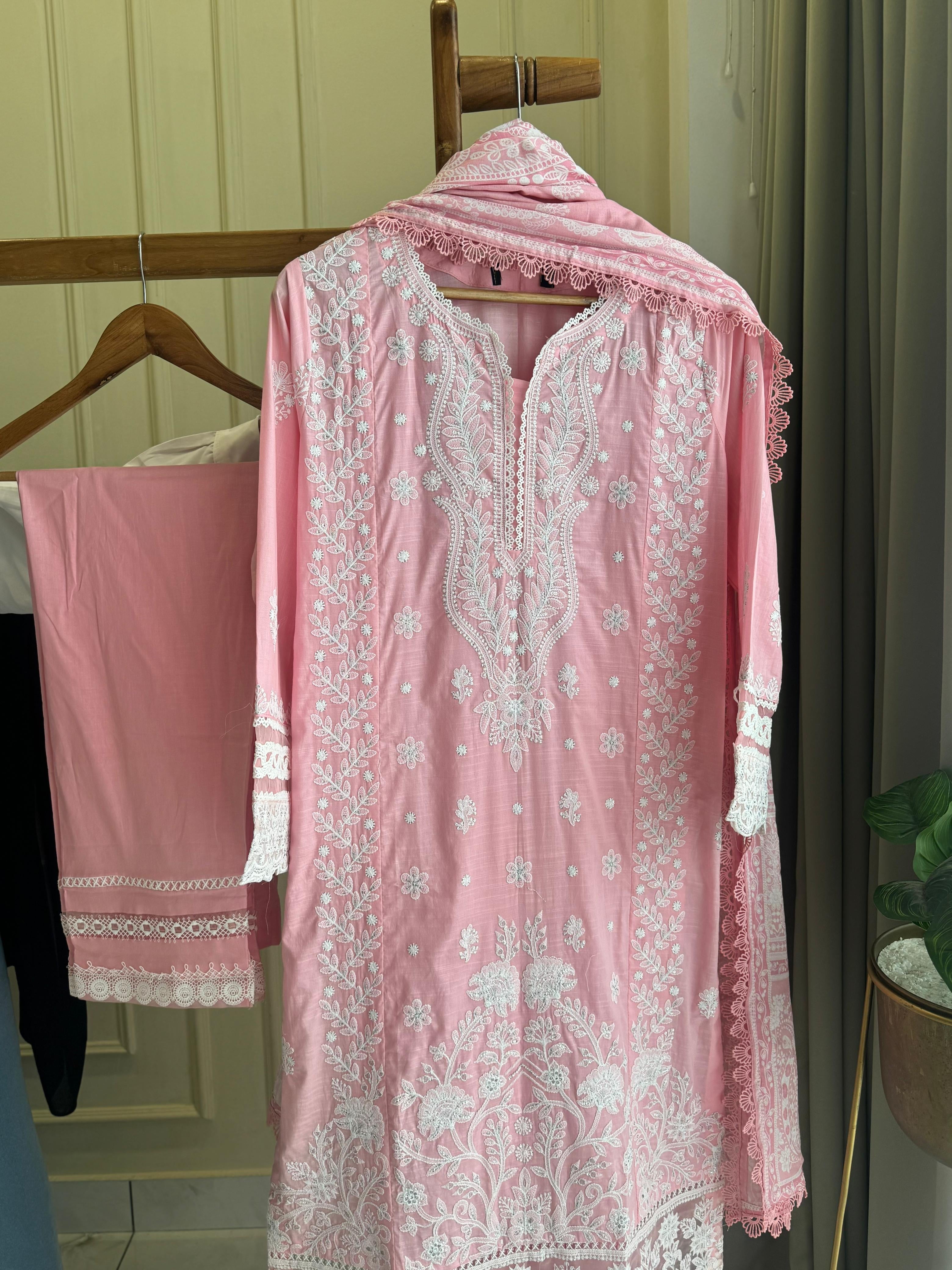 Luxurious Gul- Adhar Pakistani Pret Wear-05