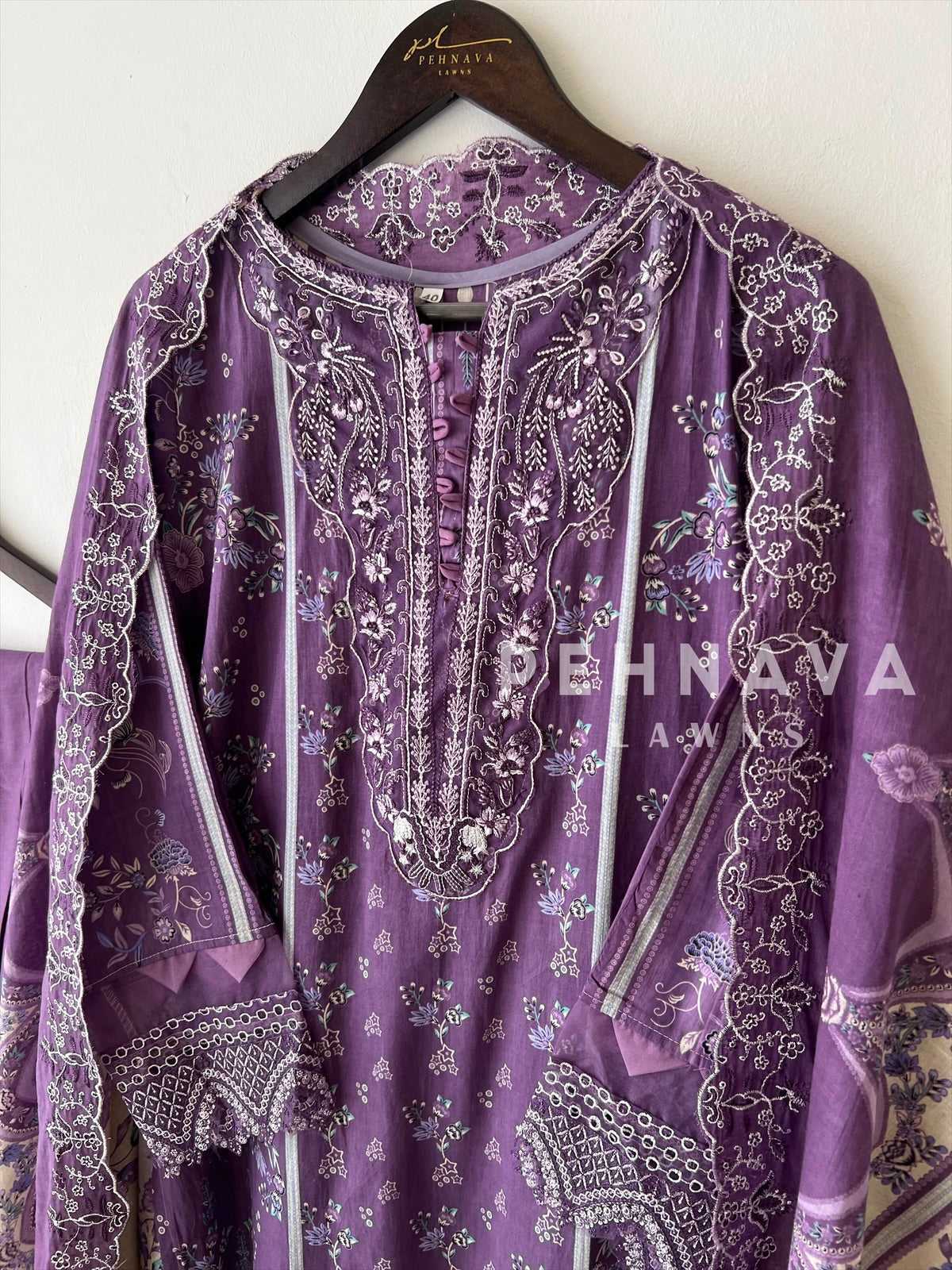 Embroidered Lawns Suit-203