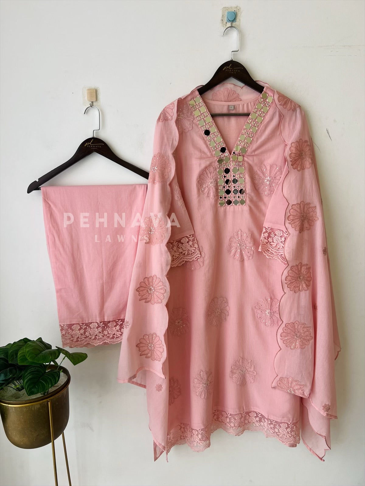 Classic Mirror Work Set - Pehnava Lawns