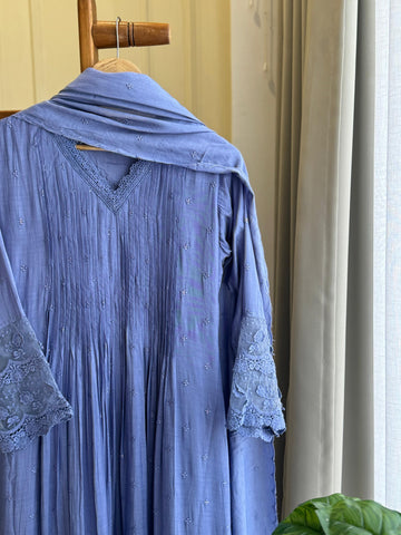 Muslin silk pleated A-line suit