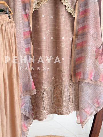 Cotacheck Embroidered Suit