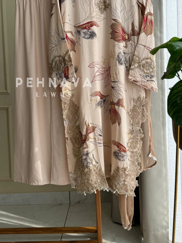 Floral Embroidery Kurtha set - Pehnava Lawns