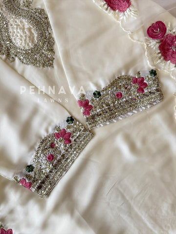 Cutwork Floral Suit-1564 - Pehnava Lawns