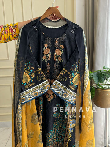 Stunning Black&Yellow Embroidered Suit 3803