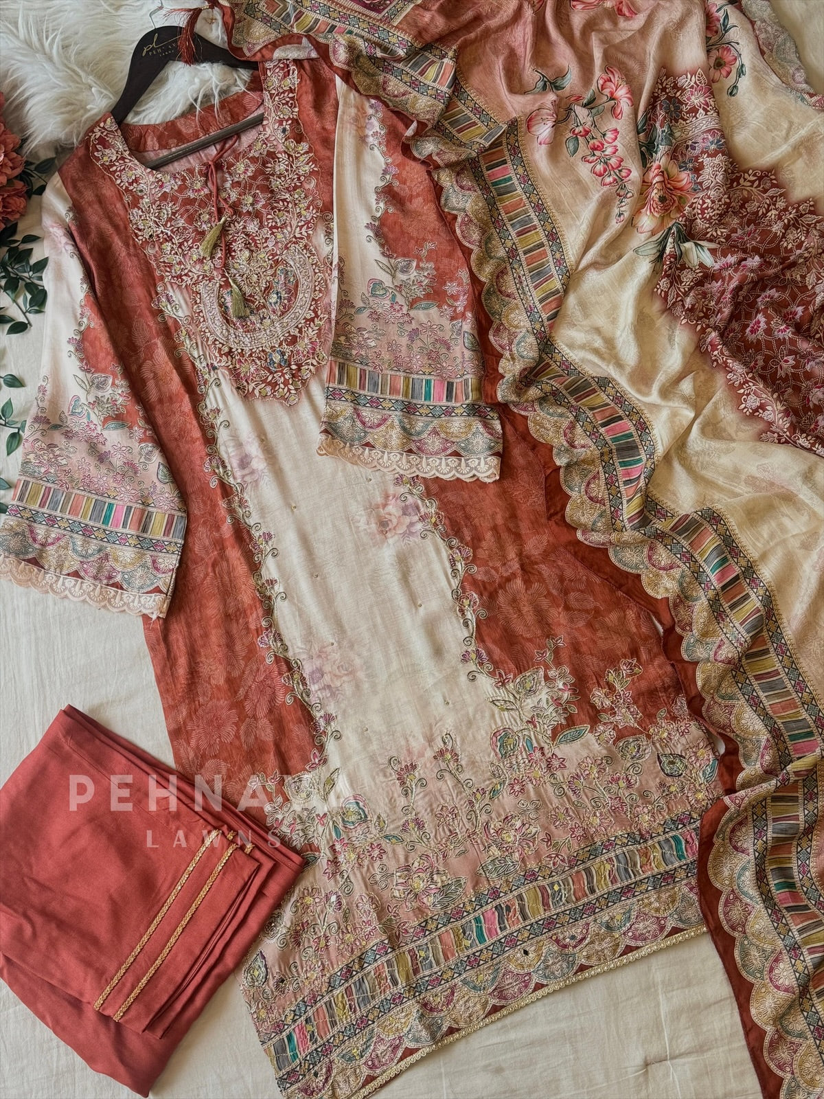 Muslin Unstitched Suit-KT-337 - Pehnava Lawns