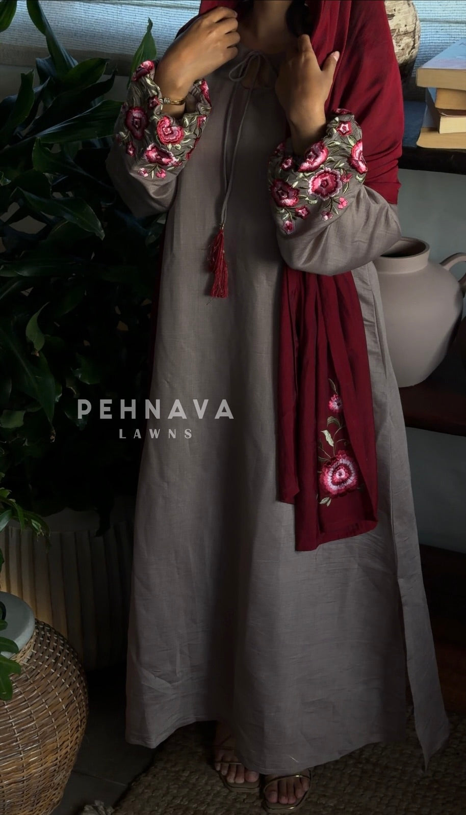 Floral Embroidered Tunic Set