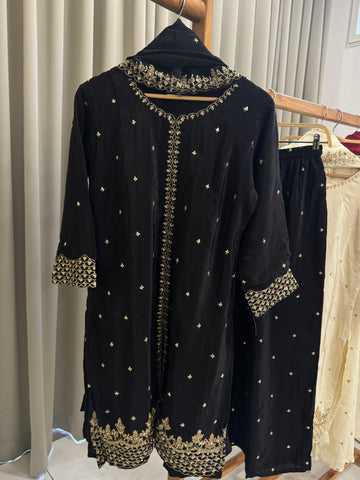 Premium Crepe suit with Handwork detailings
