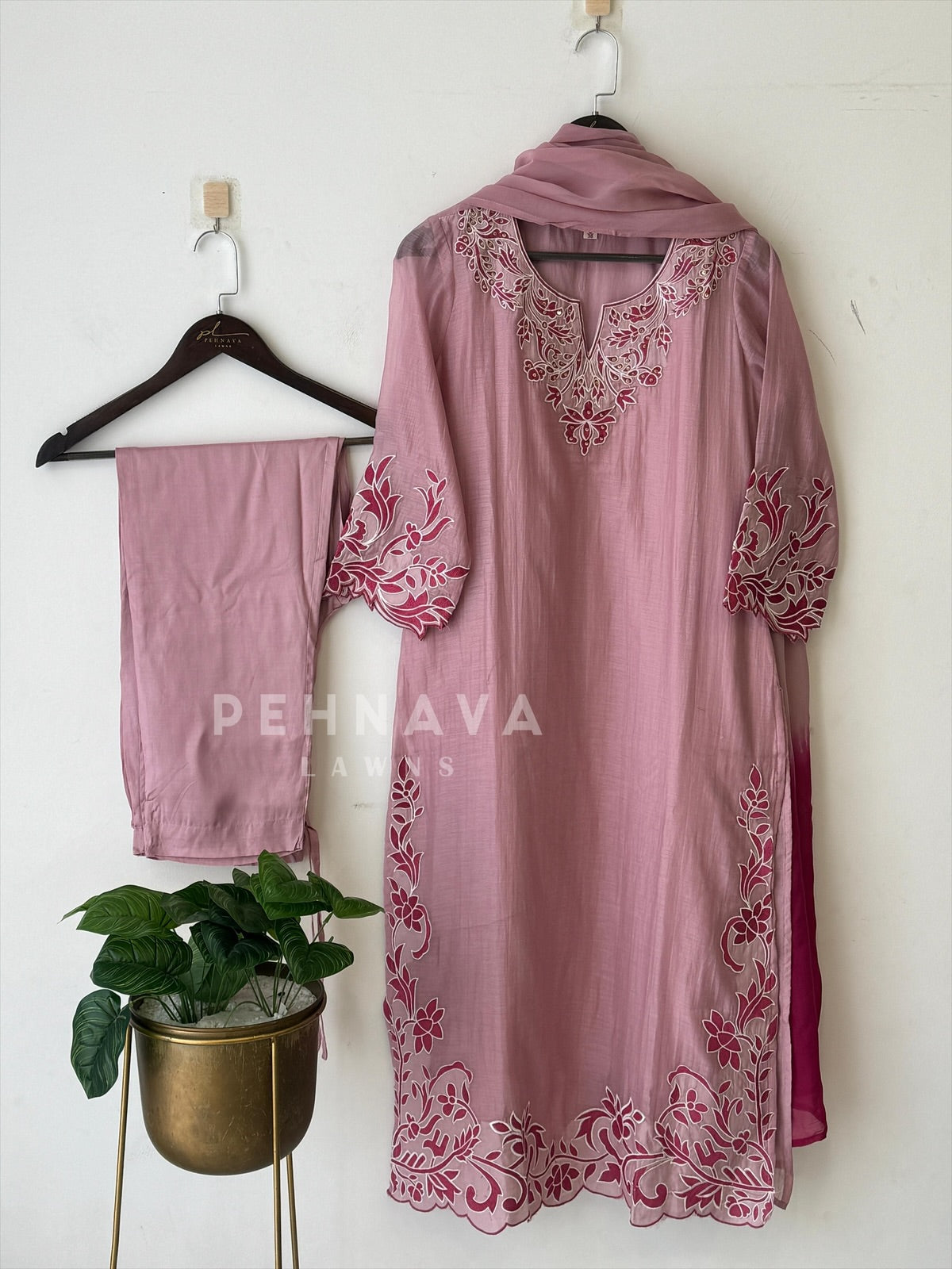 Classic Appliqué Chanderi Suit - Pehnava Lawns