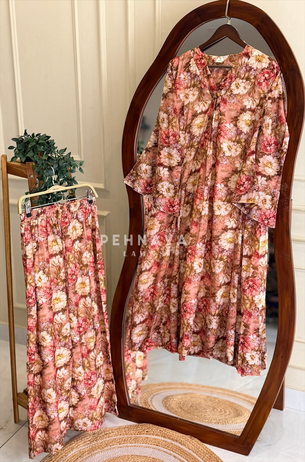 V-Neck Printed Co-ord Set