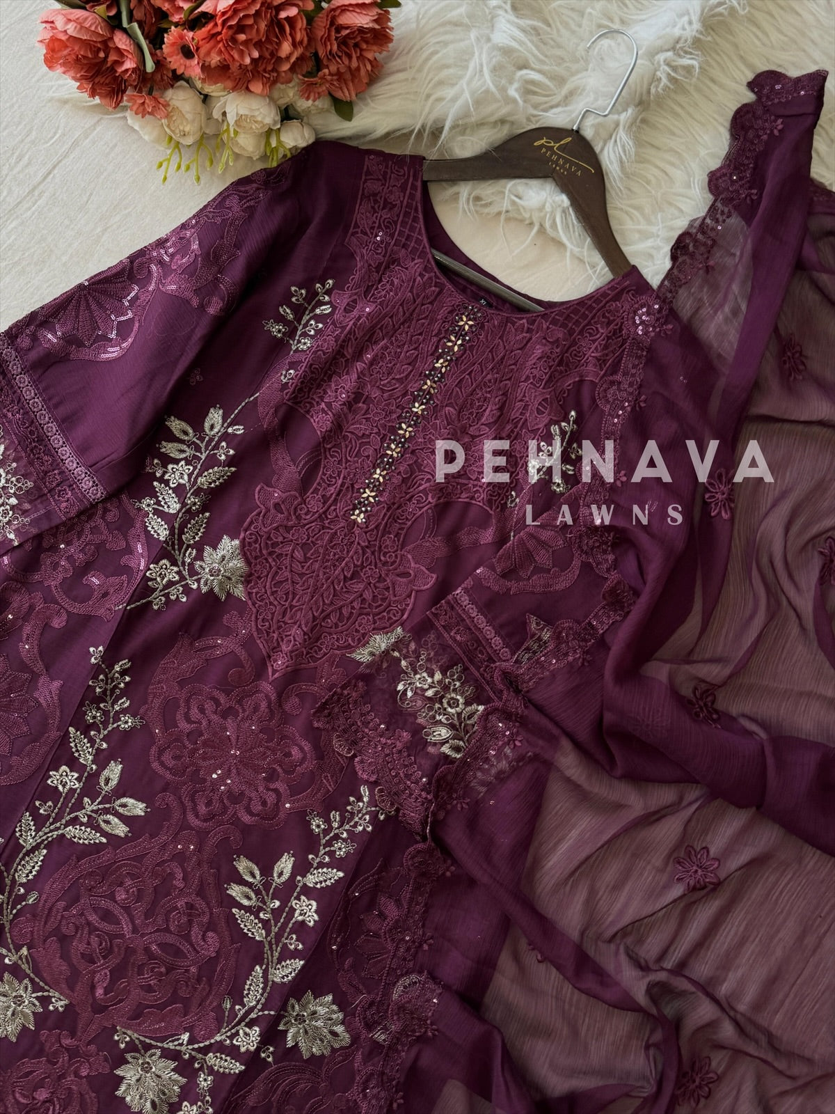 Festive Comfort Suit Set_ 5534 - Pehnava Lawns