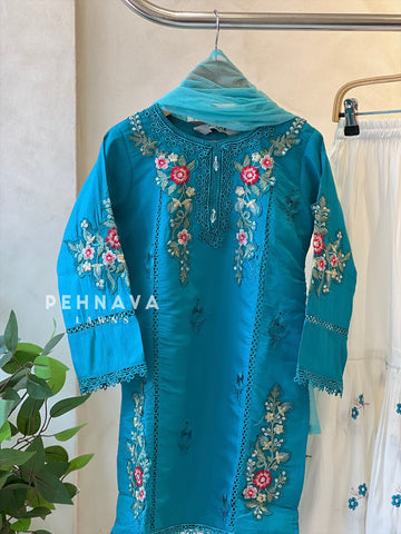 Kids sharara party wear -ready to wear-25-22 - Pehnava Lawns
